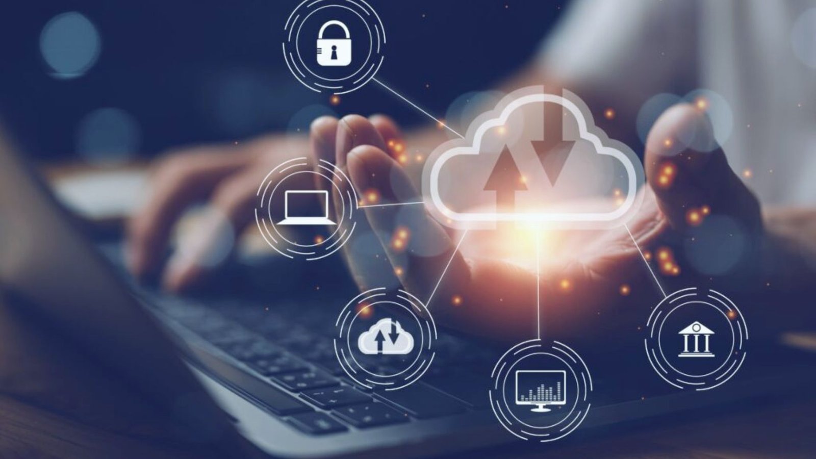  Infographic illustrating key factors for selecting the ideal cloud storage solution for businesses.