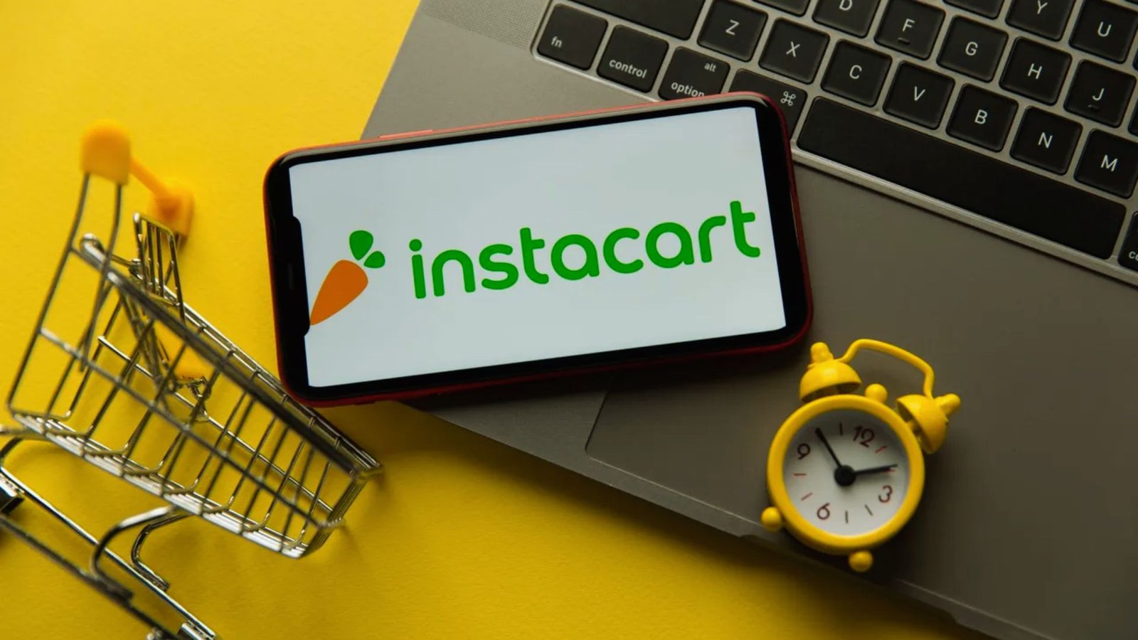  Instacart announces the launch of its new grocery delivery service, enhancing convenience for online shoppers.